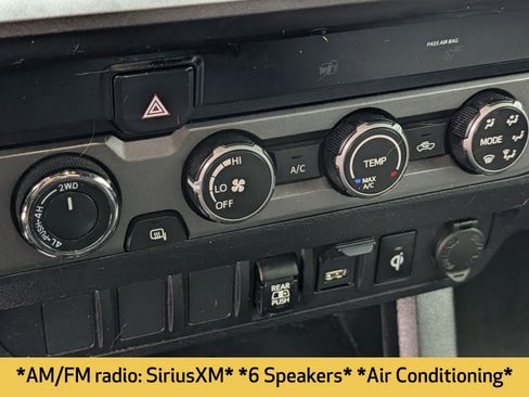 Used 2020 Toyota Tacoma TRD Sport image 8