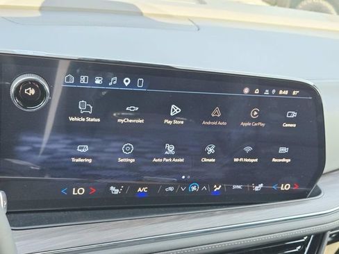 New 2026 Chevrolet Suburban LT w/ Comfort Package AWD/4WD image 22