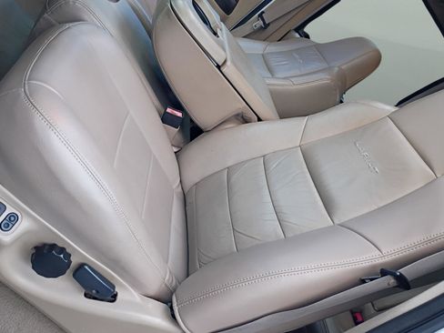 Used 2006 Ford F350 Lariat image 28