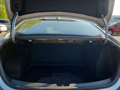 Used 2023 Chevrolet Malibu LT FWD image 28