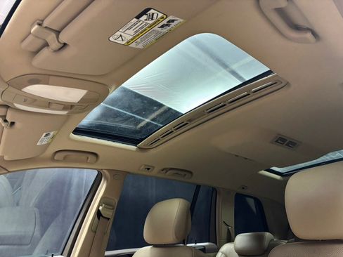 Used 2010 Mercedes-Benz GL 550 4MATIC image 26