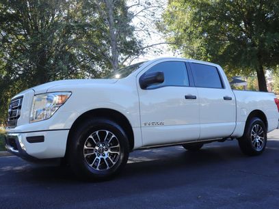 Used 2023 Nissan Titan SV