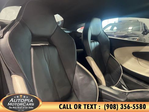 Used 2017 McLaren 570S Coupe image 29