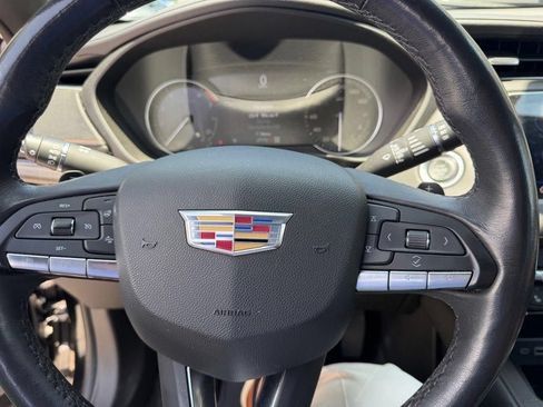 Used 2023 Cadillac XT4 Premium Luxury AWD/4WD image 15