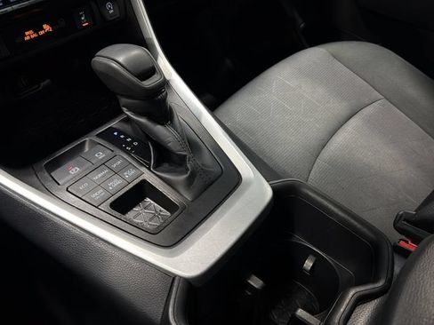 Used 2025 Toyota RAV4 XLE w/ Convenience Package AWD/4WD image 30