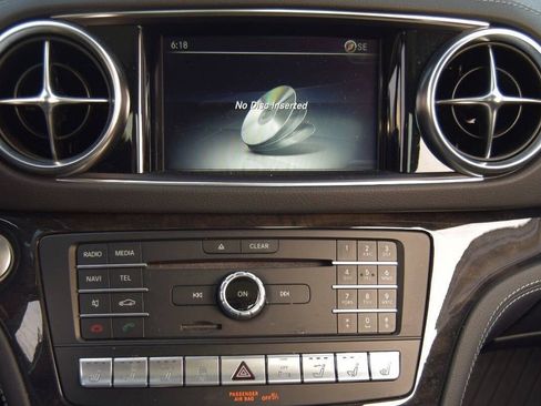 Used 2020 Mercedes-Benz SL 450 w/ Premium Package image 34