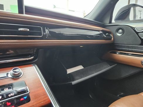 Used 2021 Lincoln Aviator Grand Touring w/ Elements Package Plus image 13