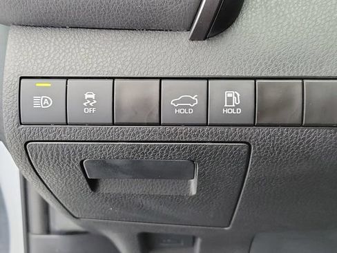 Used 2023 Toyota Camry SE FWD image 30