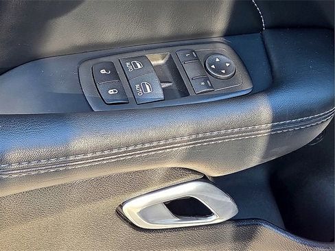 Used 2022 Dodge Challenger R/T Scat Pack w/ Dynamics Package image 15