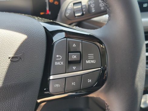 New 2024 Ford Escape SE image 10