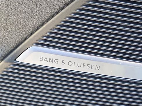 Used 2025 Audi Q7 3.0T Premium Plus AWD/4WD image 18