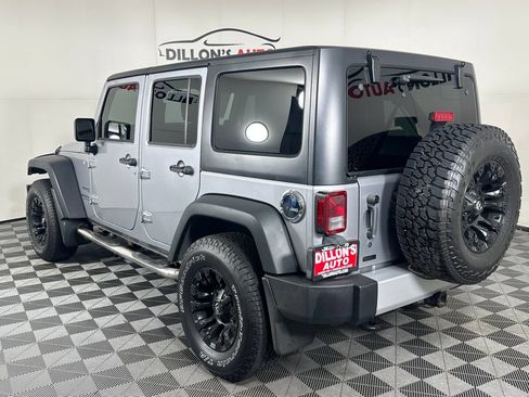 Used 2013 Jeep Wrangler Unlimited Sport AWD/4WD image 4