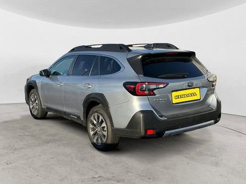 Used 2023 Subaru Outback Limited image 3