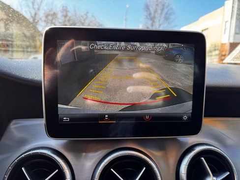 Used 2015 Mercedes-Benz CLA 250 4MATIC image 16