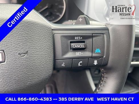 Certified 2025 Nissan Rogue SV image 29