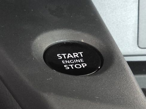 New 2026 Nissan Sentra SR FWD image 17