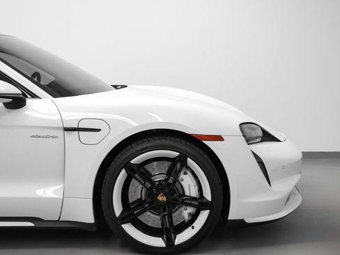 Certified 2024 Porsche Taycan Turbo S image 14