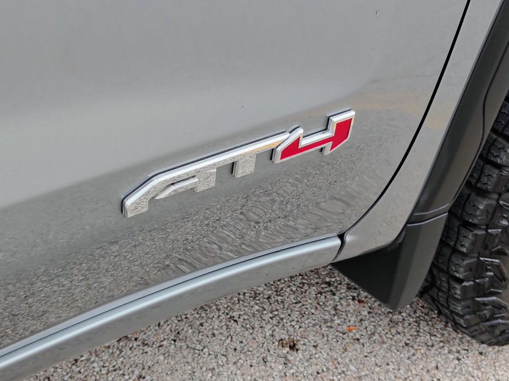 Used 2025 GMC Sierra 1500 AT4 AWD/4WD image 15