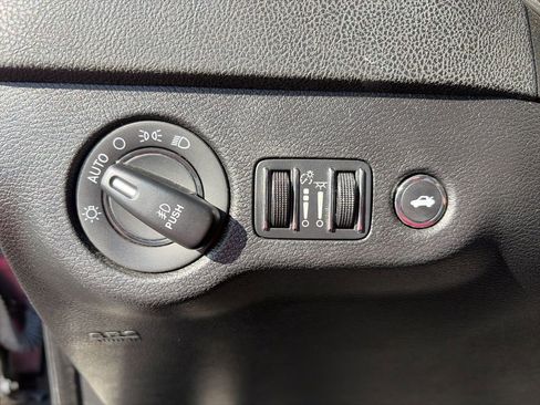 Used 2022 Dodge Charger GT image 15