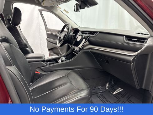 Used 2022 Jeep Grand Cherokee L Limited w/ Black Appearance Package image 28