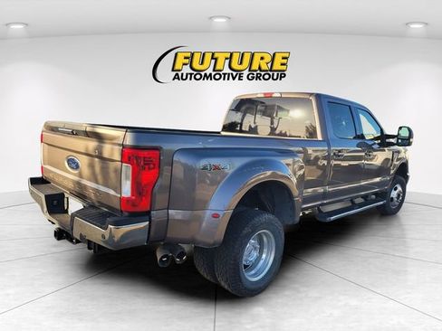 Used 2018 Ford F350 Lariat AWD/4WD image 3