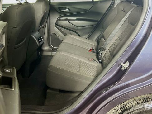 Used 2018 Chevrolet Equinox LT image 32