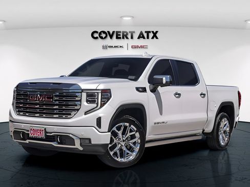 Used 2022 GMC Sierra 1500 Denali w/ Denali Reserve Package AWD/4WD image 2