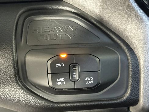 Certified 2026 RAM 2500 Big Horn AWD/4WD image 18