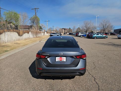 Used 2024 Nissan Sentra SV image 6