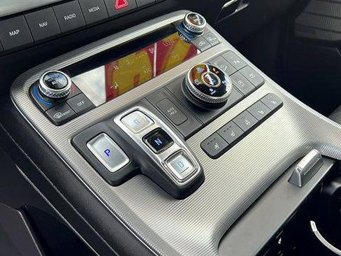 Used 2024 Hyundai Palisade Calligraphy image 23