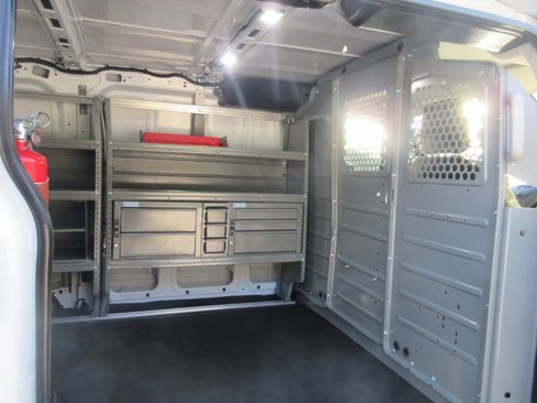 Used 2019 Ford Transit 150 130 Low Roof image 28