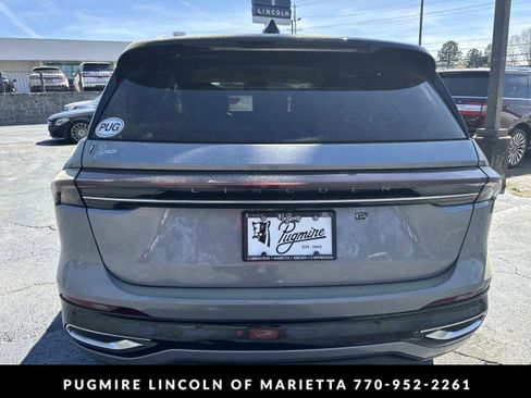 Used 2025 Lincoln Nautilus Reserve AWD/4WD image 6