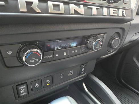New 2026 Nissan Frontier SV image 18