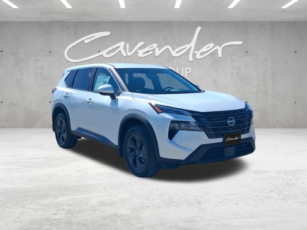 New 2026 Nissan Rogue SV FWD image 2