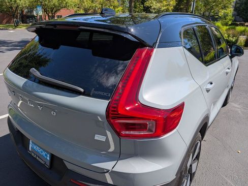 Used 2024 Volvo XC40 Recharge Plus w/ Protection Package Premier AWD/4WD image 25