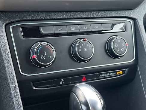 Certified 2020 Volkswagen Atlas Cross Sport S image 21