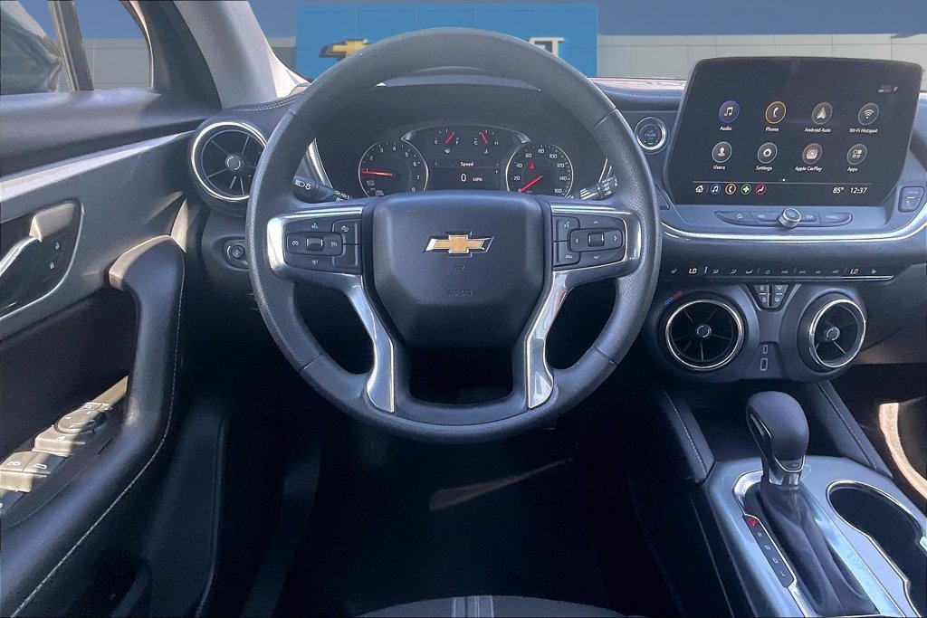 Used 2025 Chevrolet Blazer LT FWD image 8