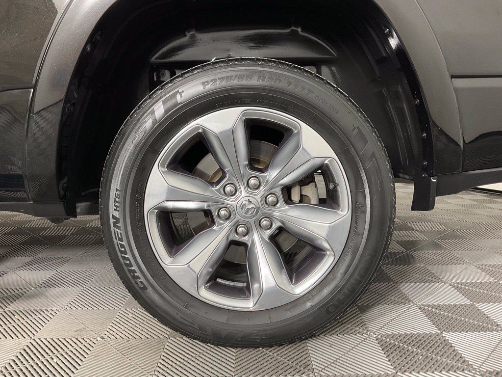 Used 2021 RAM 1500 Limited w/ Body Color Bumper Group AWD/4WD image 10