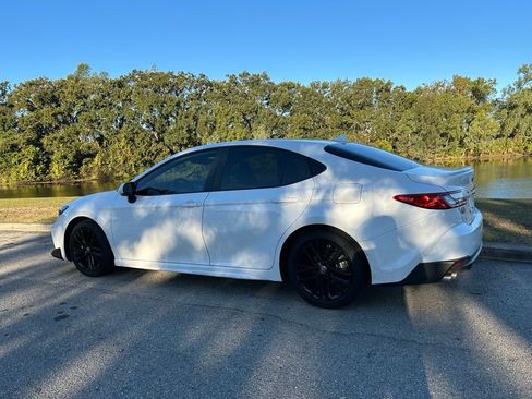 Certified 2025 Toyota Camry SE image 3