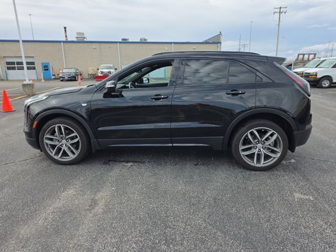 Used 2023 Cadillac XT4 Sport image 6