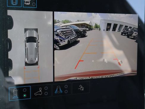 New 2026 GMC Acadia AT4 w/ Luxury Package AWD/4WD image 14