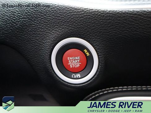 Used 2016 Dodge Challenger SRT Hellcat image 28