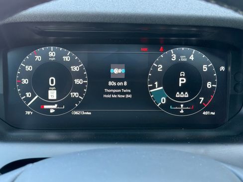 Used 2022 Land Rover Discovery Sport SE AWD/4WD image 25