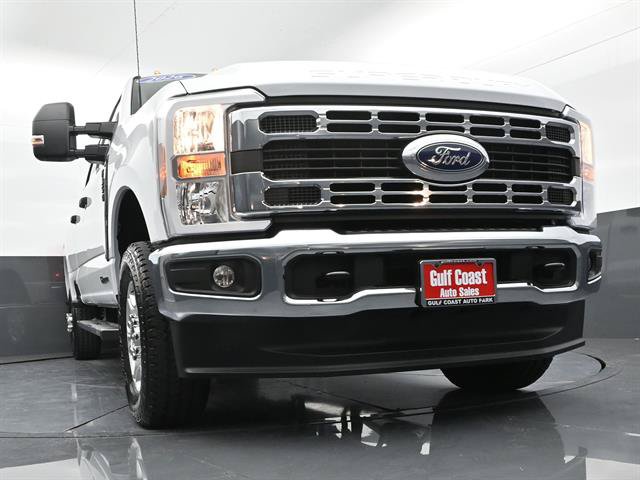 Certified 2026 Ford F350 XLT w/ FX4 Off-Road Package AWD/4WD image 31