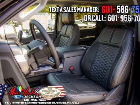 New 2026 Ford F250 Lariat w/ Black Appearance Package image 35