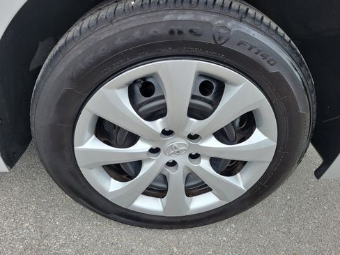 Used 2025 Toyota Corolla LE FWD image 26