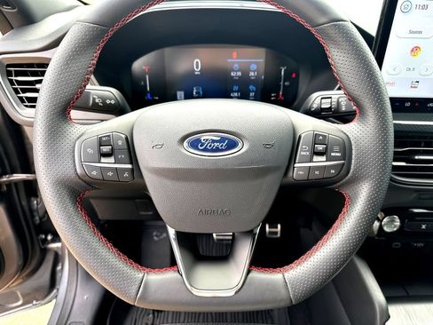 Used 2024 Ford Escape ST-Line w/ Tech Pack #1 FWD image 13