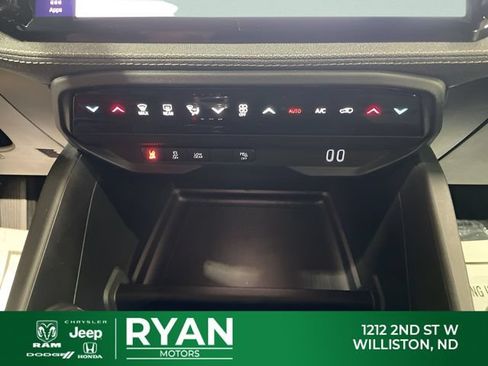 New 2026 Jeep Cherokee Laredo AWD/4WD image 9