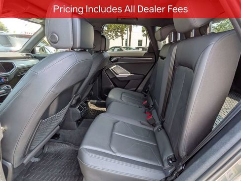 Used 2020 Audi Q3 2.0T Premium Plus w/ Premium Plus Package AWD/4WD image 14