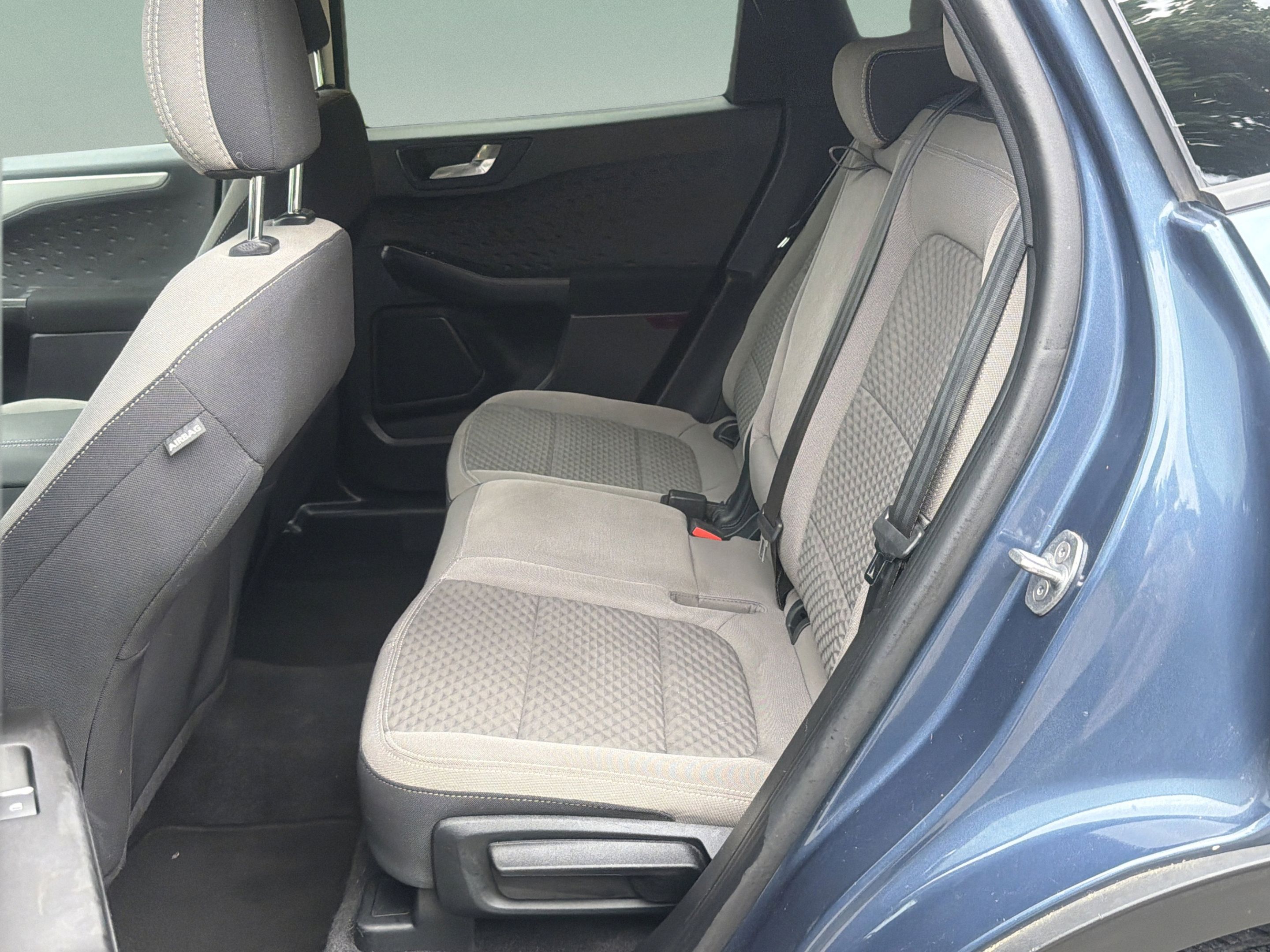 Used 2020 Ford Escape SE FWD image 18